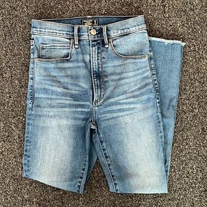 Abercrombie & Fitch Ultra High Rise Super Skinny